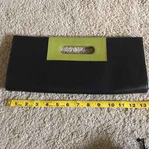 NWOT Tolblanc Paris clutch with removable strap.